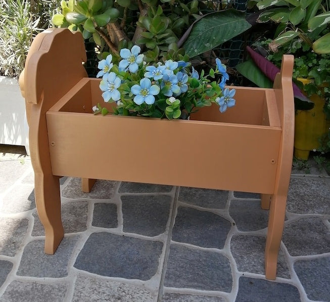English Bulldog Dog Planter - Wooden Planter Box - DIY Kit - Realistic Dog Garden Plant Holder