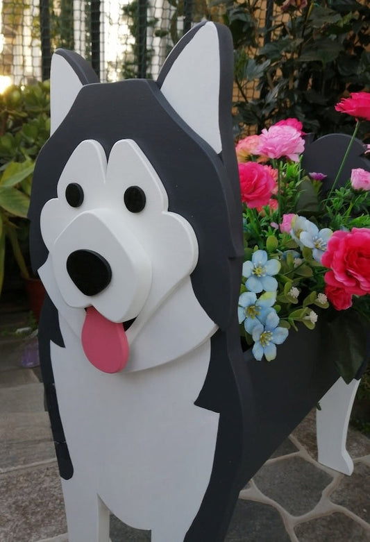 Alaskan Malamute Dog Planter - Wooden Planter Box - DIY Kit - Realistic Dog Garden Plant Holder