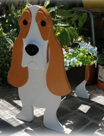 Basset Hound Dog Planter - Wooden Planter Box - DIY Kit - Realistic Dog Garden Plant Holder