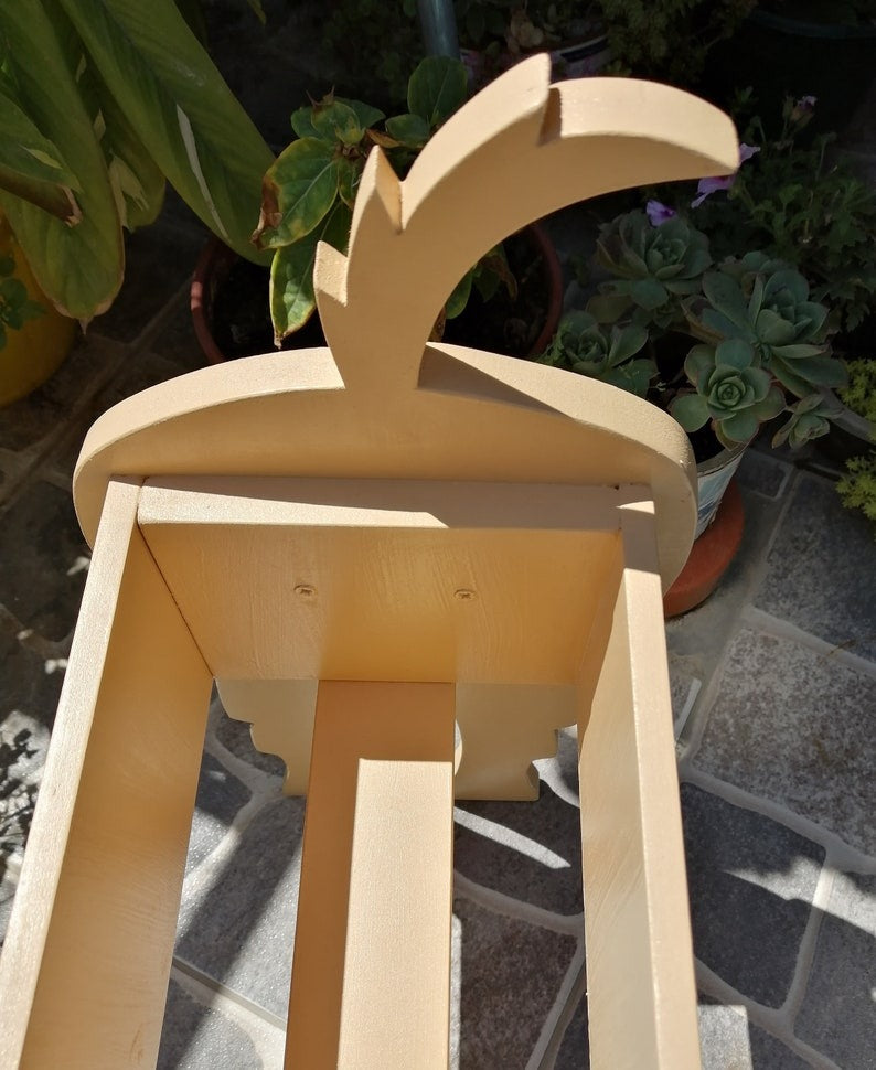 Golden Retriever Dog Planter - Wooden Planter Box - DIY Kit - Realistic Dog Garden Plant Holder